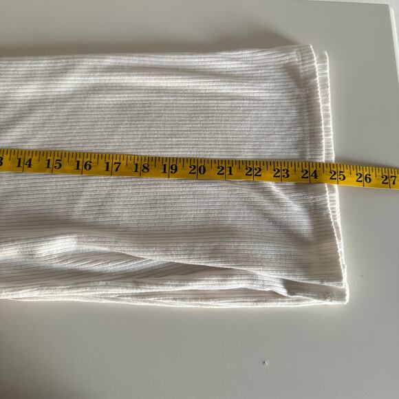 Ann Taylor Cream V-Neck Blouse - Picture 10 of 11